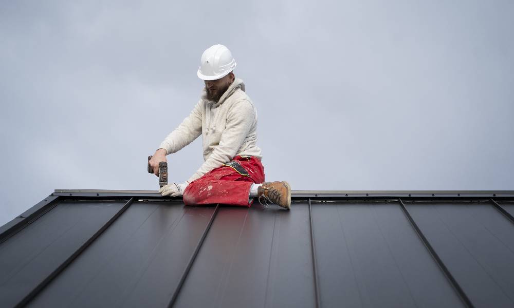 How to Prepare Your Roof for the Summer Season